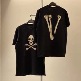 VLONE amerikanisches trendiges Schädeldruck großes V kurzärmeliges Herren- und Damen-T-Shirt aus Bau  