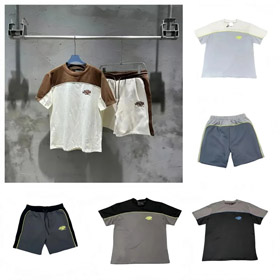 SynaWorld gestickte Brief Patchwork Kurzarm T-Shirt Shorts Set-2789  